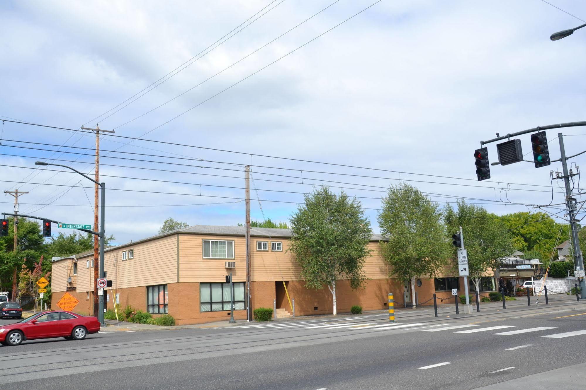 The Palms Motel Portland Exterior photo